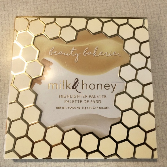 BNIB highlight palette by Beauty Bakery - Picture 3 of 3